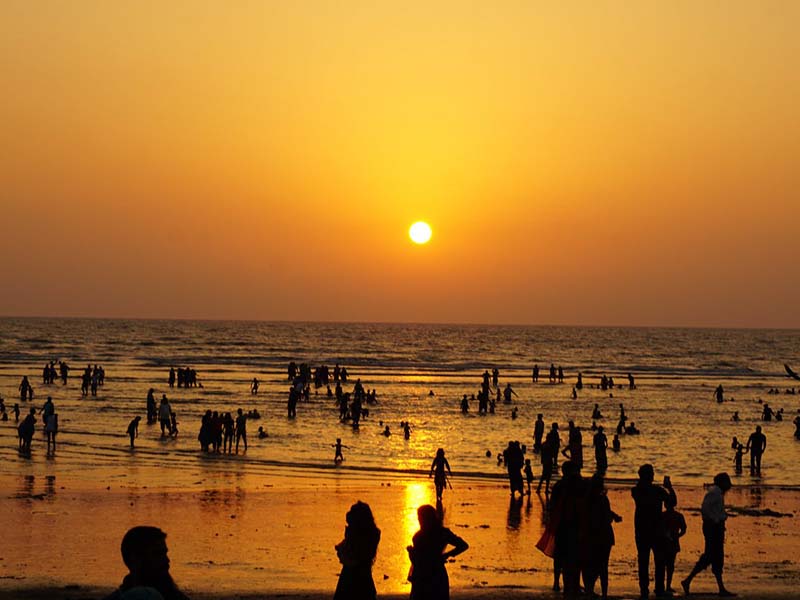 Aksa Beach